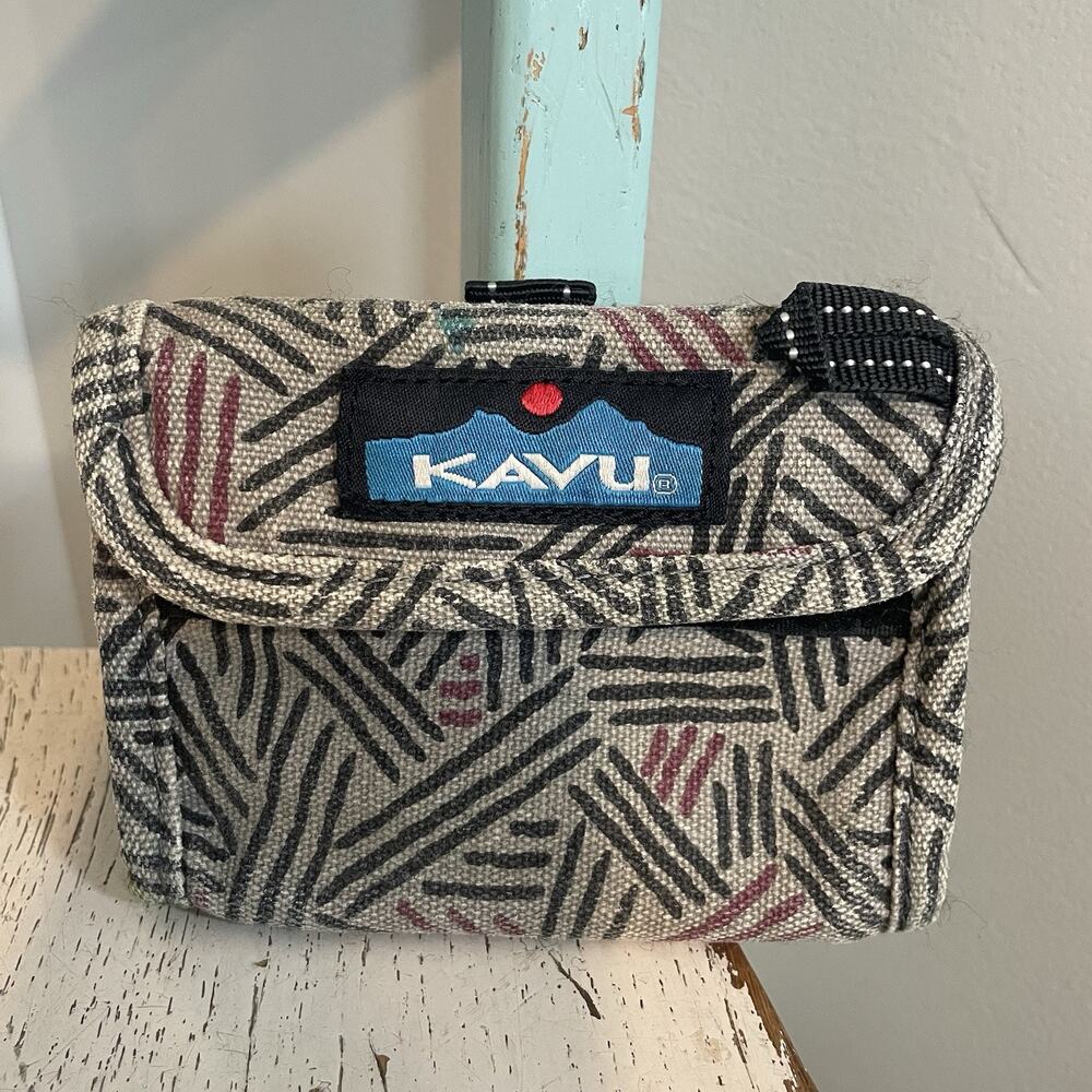 Kavu Wally Wallet Gray Folding Coin Change Purse Cards Keys Zip Pocket FLAW‎